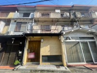【桃山東エリア】1階部分、飲食店等に適した店舗付!!近隣には大型スーパーやホームセンターも揃っており便利です◎