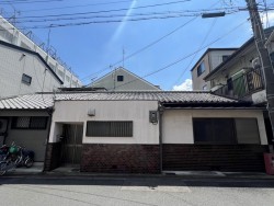 リビングコメント１ 【伏見南浜エリア】★人気の伏見南浜エリア★間口8.8mの整形地★特急停車駅『中書島』駅まで徒歩約5分の好立地★