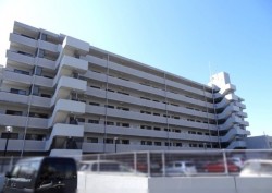 【桃山東エリア】令和7年4月下旬新規リノベーション完了予定♪オートロック付き！！最上階・南向き