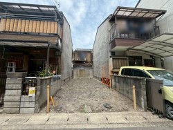 【伏見住吉エリア】徒歩圏内にスーパー・コンビニあり、生活に便利★駐車場1台可能です★