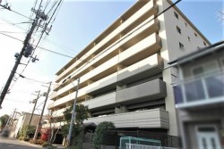 リビングコメント１ 【伏見板橋エリア】東南西採光の4LDK 角住戸！！
ペット飼育可能です★2024年大規模修繕工事実施済！！