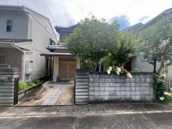 リビングコメント１ 【桃山東エリア】令和8年1月リフォーム済！！3沿線利用可能★28帖の広々としたLDK！！地下にフリースペース有◎