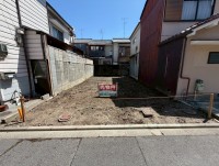 リビングコメント１ 【砂川エリア】人気の伏見稲荷駅から徒歩5分★静かな住宅街ですが、近くにドラッグストアやスーパー、コンビニなどが揃い便利な環境です★
