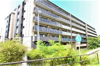 【桃山東エリア】JR・地下鉄・京阪の3WAYアクセス利用可能◎通勤・通学にも便利★ペットと住めるマンションです★