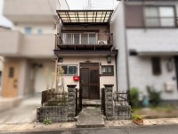 リビングコメント１ 【伏見南浜エリア】◆閑静な住宅地◆特急停車駅「中書島」駅徒歩10分以内◆南向きバルコニー◆日当たり風通し◎