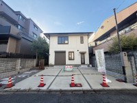 リビングコメント１ 【伏見南浜エリア】◆3沿線ご利用可能◆お車駐車スペース豊富◆収納スペース豊富◆65坪の広大な土地