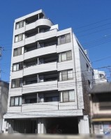 リビングコメント１ 【伏見南浜エリア】オーナーチェンジ物件！！表面利回り約9.3％！！3路線4駅利用可能◎最上階角部屋！！